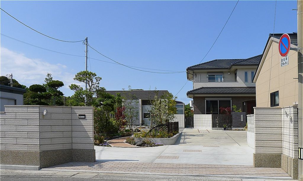 既存のお庭が、華やかな日本庭園へ